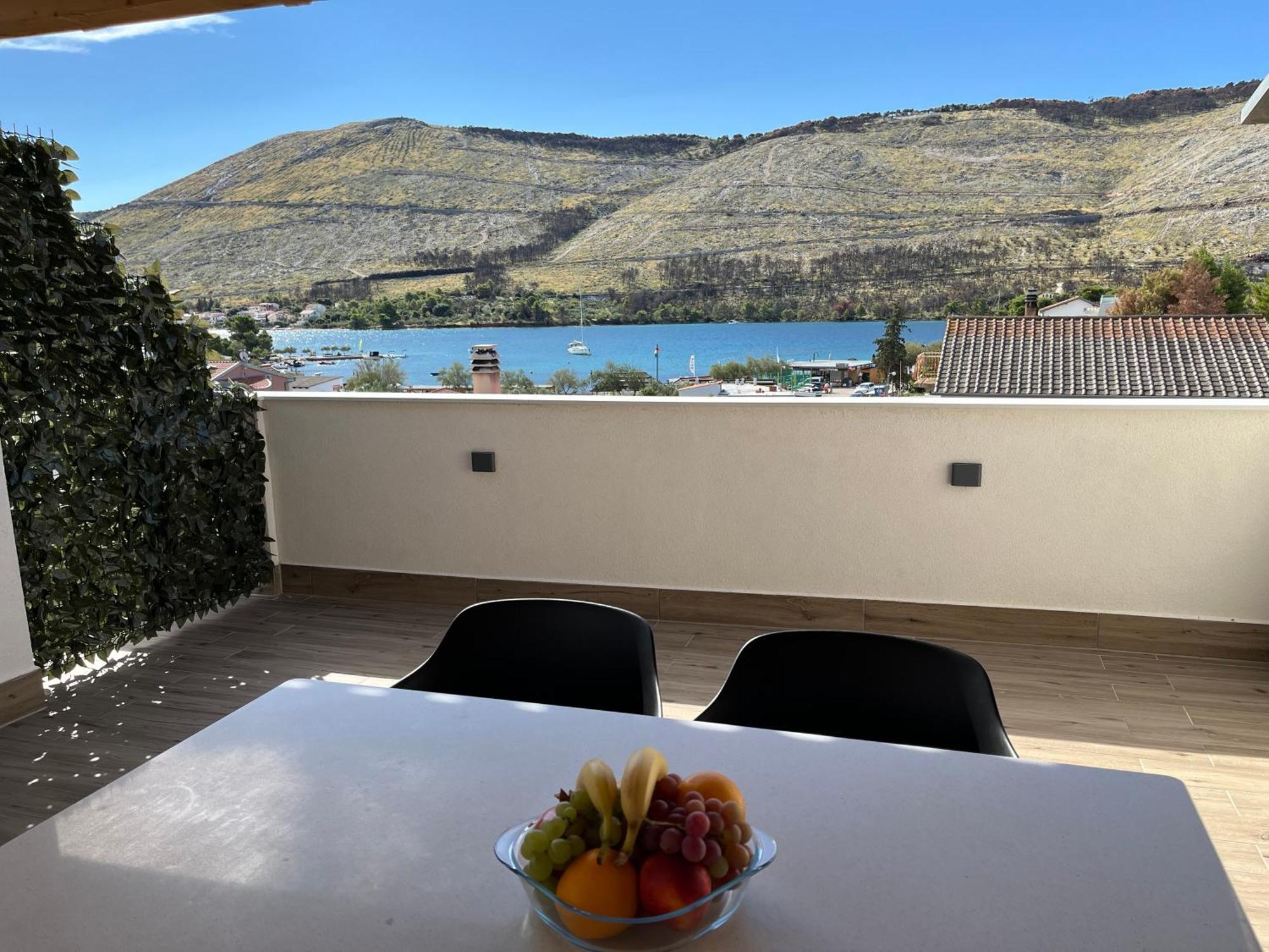 Apartmani Mlinar-One Bedroom Seaview Grebastica Exterior photo