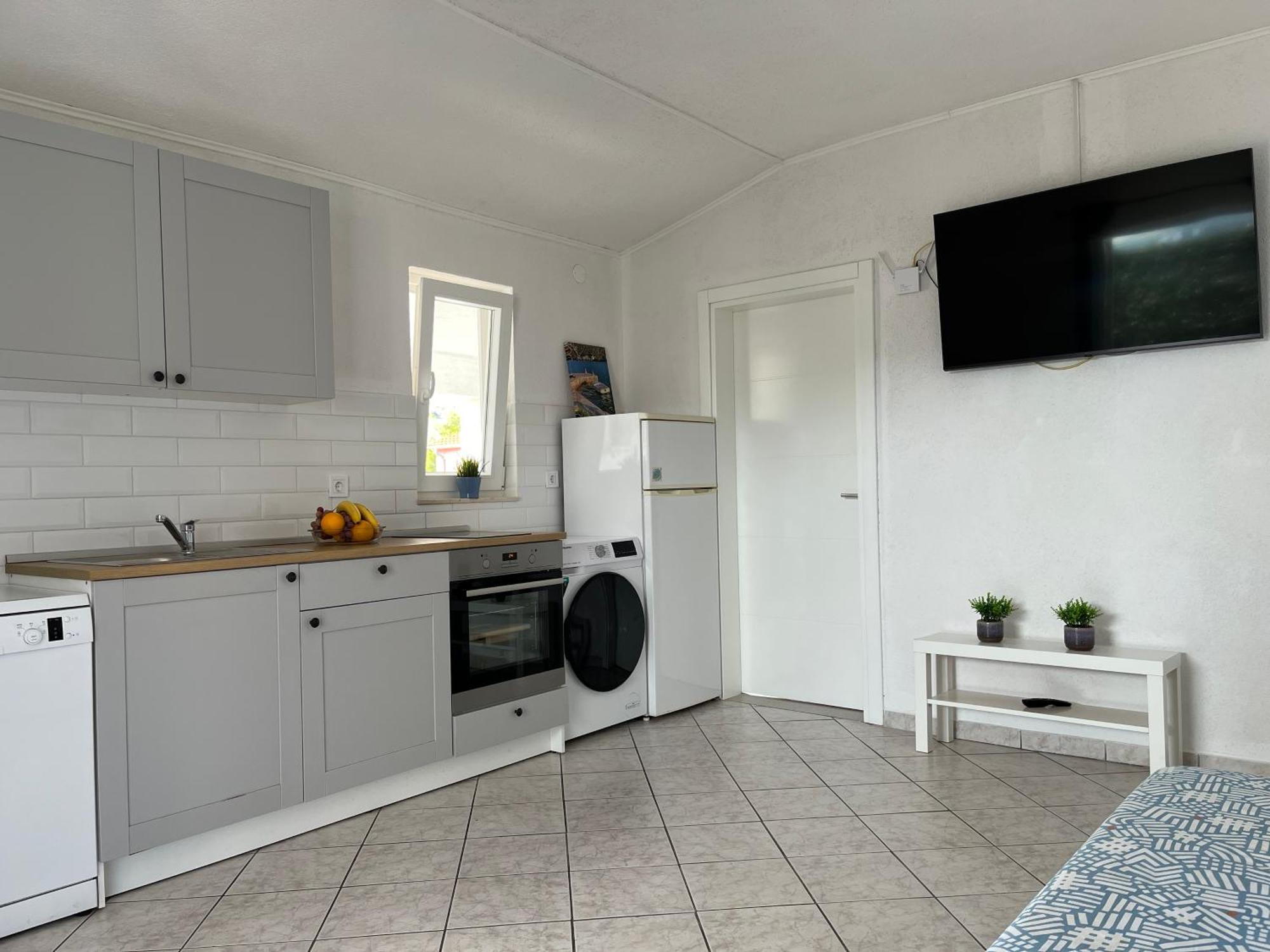 Apartmani Mlinar-One Bedroom Seaview Grebastica Exterior photo